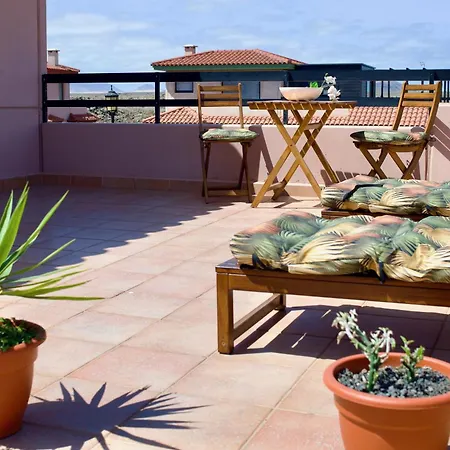 Apartment Ocean Home - No Stress Holidays