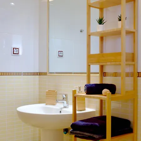 Apartment Ocean Home - No Stress Holidays *